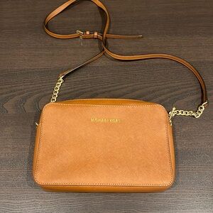 Michael Kors crossbody bag
